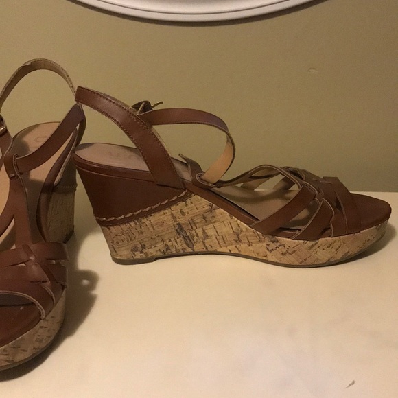 Women’s Brown Cork Wedges - Picture 3 of 5